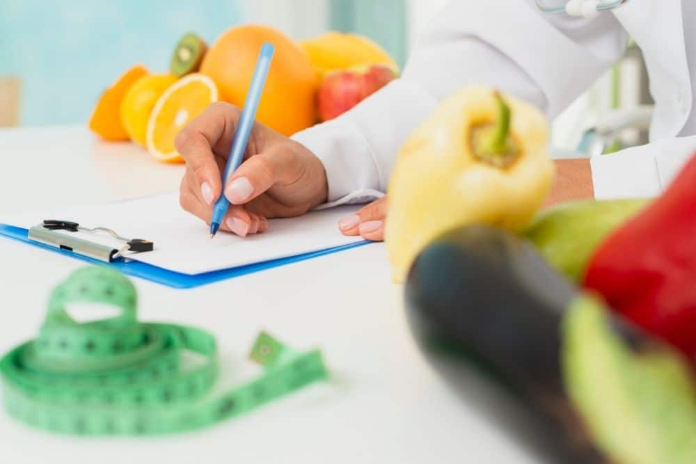 Dieta para personas mayores de 80 años en residencias